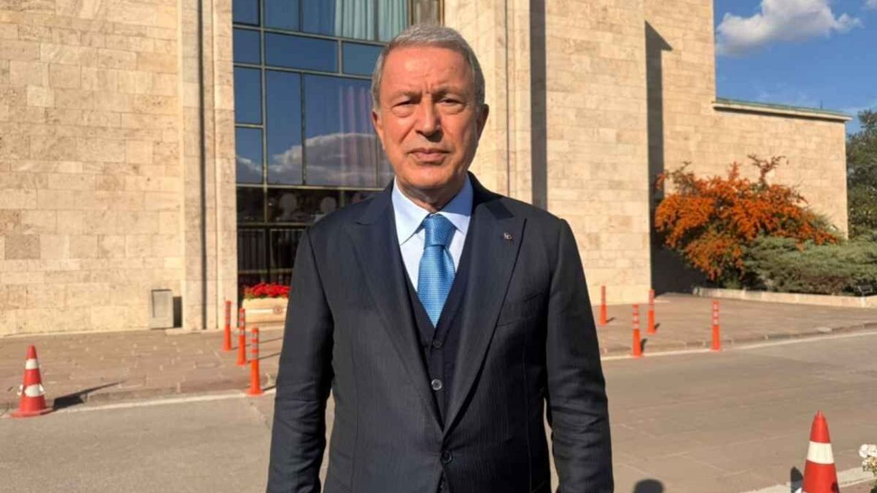 Hulusi Akar’dan sanayiciye çağrı: Projelerini alsınlar, gelsinler