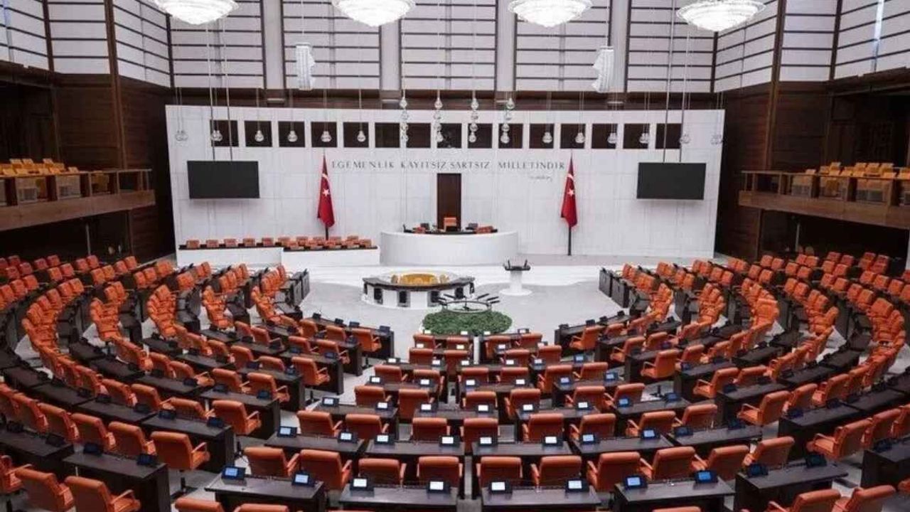 TBMM yeni yasama yılına bugün başlıyor: Meclis’in gündeminde hangi düzenlemeler var?
