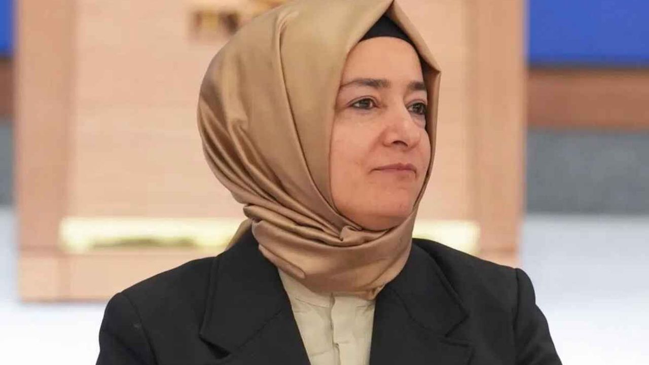 AK Parti’de Fatma Betül Sayan Kaya istifanın ardından bir adım daha atıldı