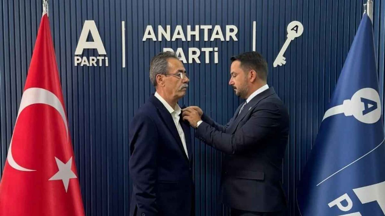 Anahtar Parti Akkışla İlçe Başkanlığına Ömer Çelikten atandı