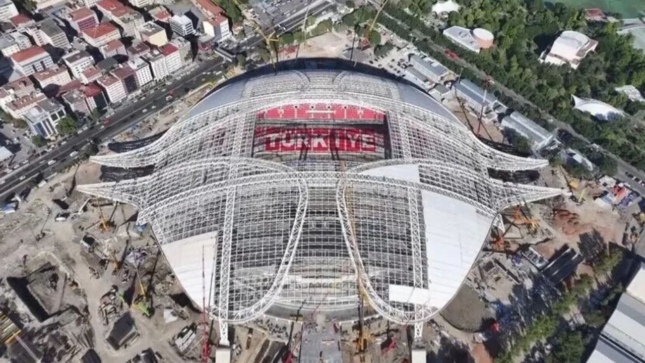 Türkiye yeni stadyumuna kavuşuyor
