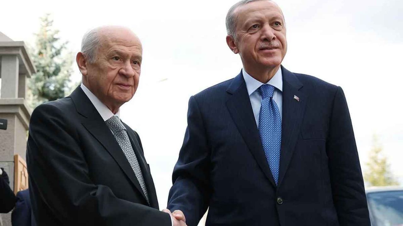 Bahçeli 2028’i işaret etti: Yürütmede Erdoğan, yasamada MHP