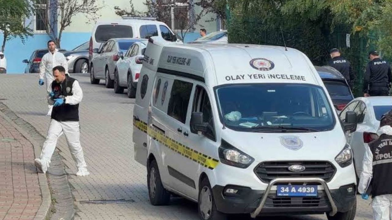 Başakşehir’de ortaokuldaki bıçaklı saldırıda acı haber: 1 öğrenci hayatını kaybetti