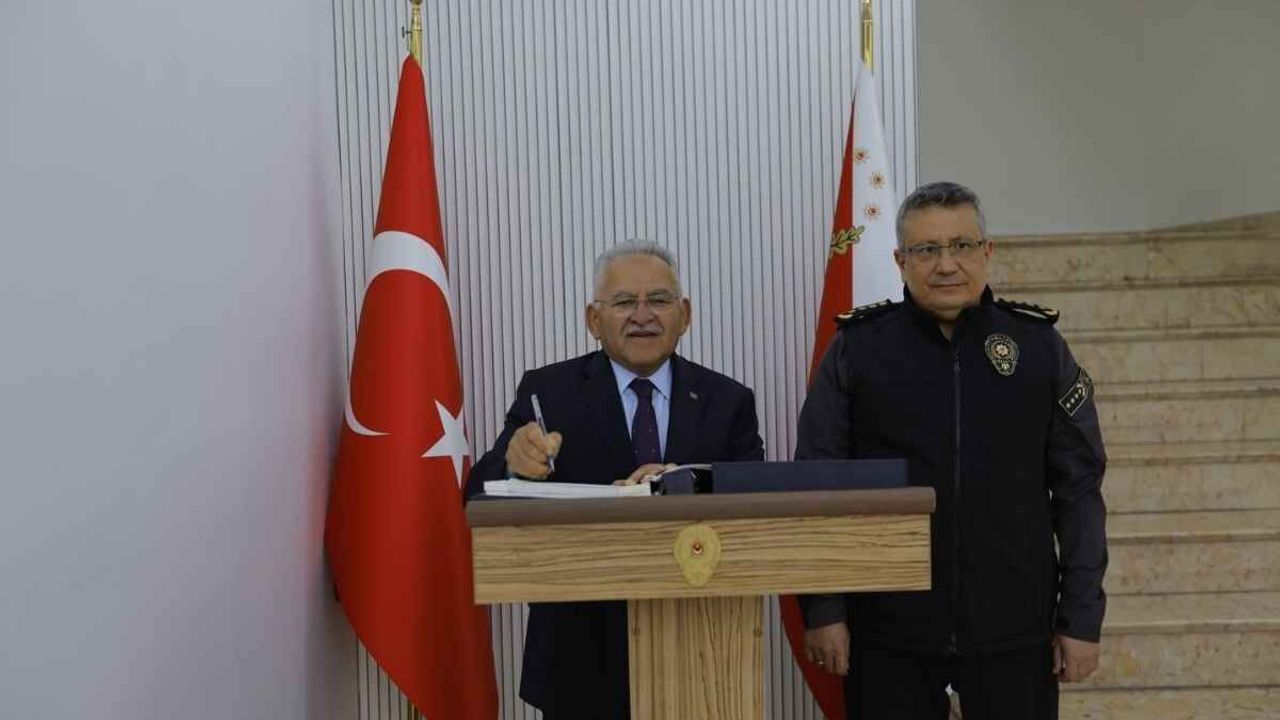Başkan Büyükkılıç’tan Kayseri İl Emniyet Müdürü Sinan Ergen’e ziyaret!