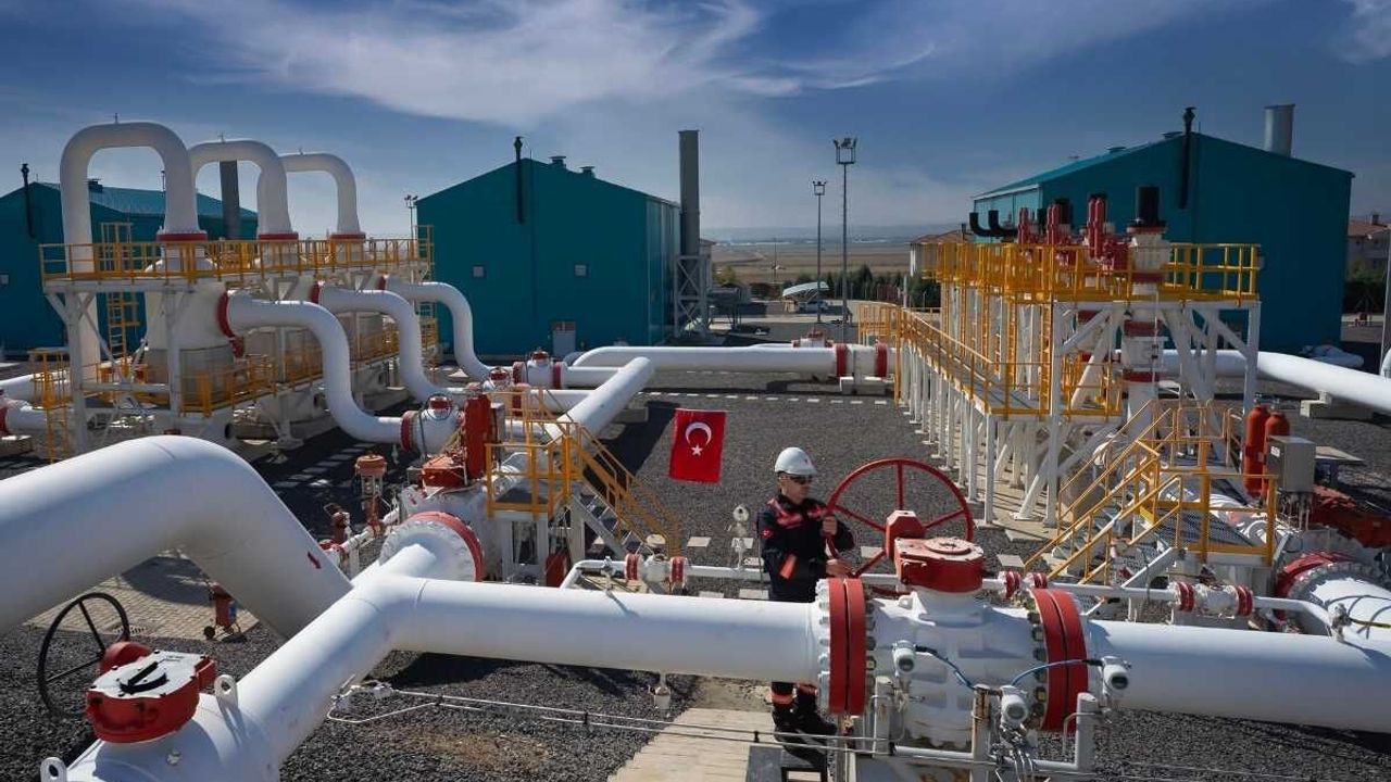 Doğal gazda dev ağ! Dünyanın çevresini 6,5 kez dolaşacak uzunlukta