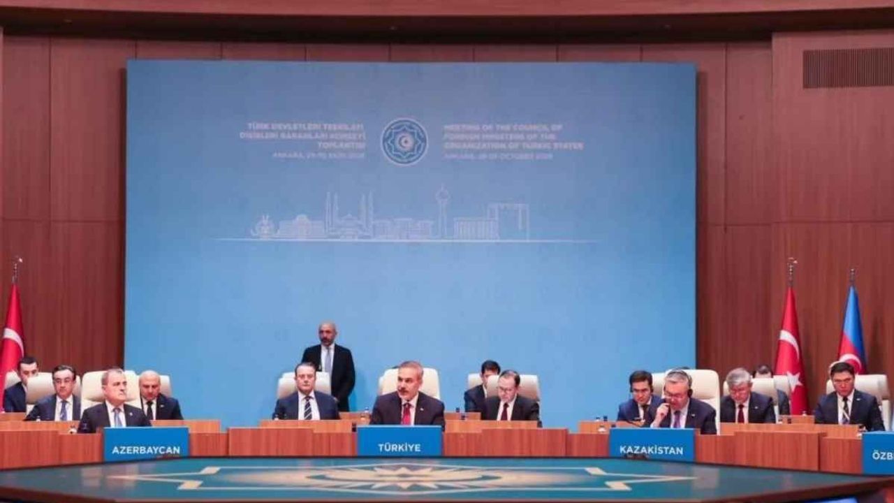 Hakan Fidan'dan yoğun diplomasi! TDT ve G20 gündemi