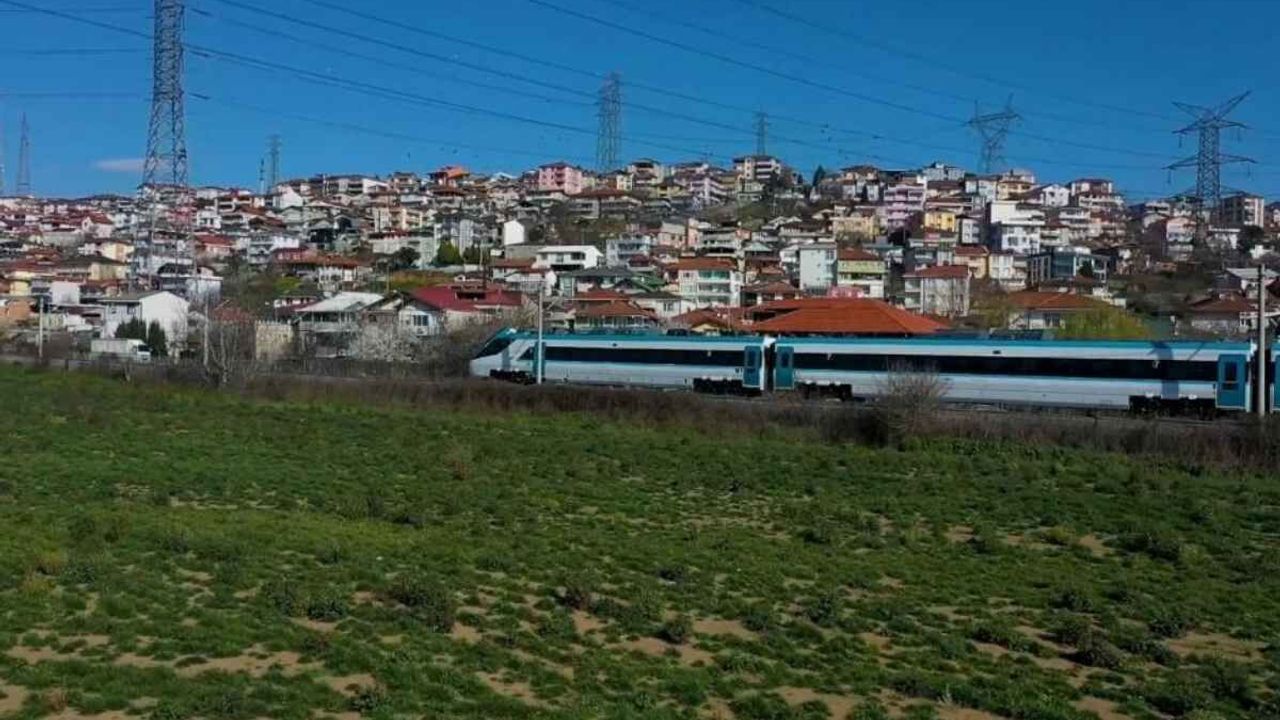 Hızlı tren ile ilgili yeni gelişme: İkinci set yolda!
