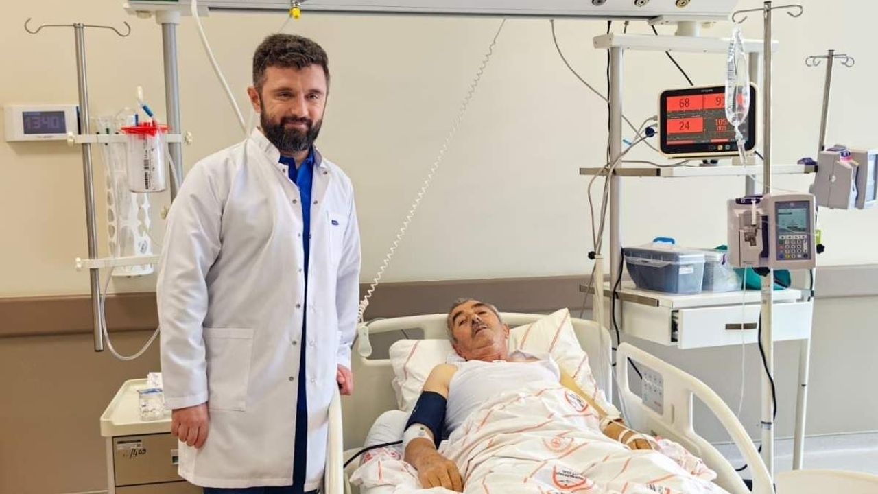 Kayseri Şehir Hastanesi’nde bir hasta 60 yakın şoklama yaşadı
