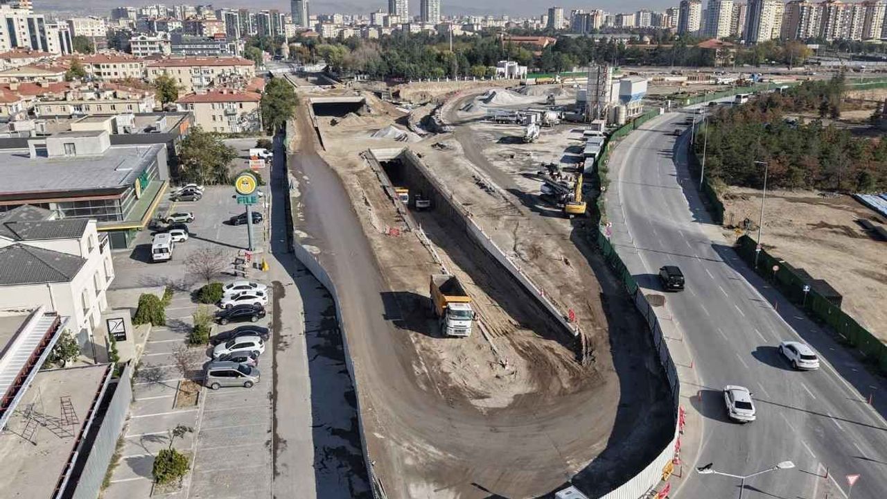 Kartal Katlı Kavşağı’nda son durum ne? Büyükkılıç yerinde inceledi!