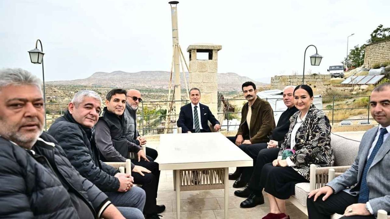 Sevdan Bir Ateş setine Nevşehir Valisi Hüseyin Kök'ten sürpriz ziyaret