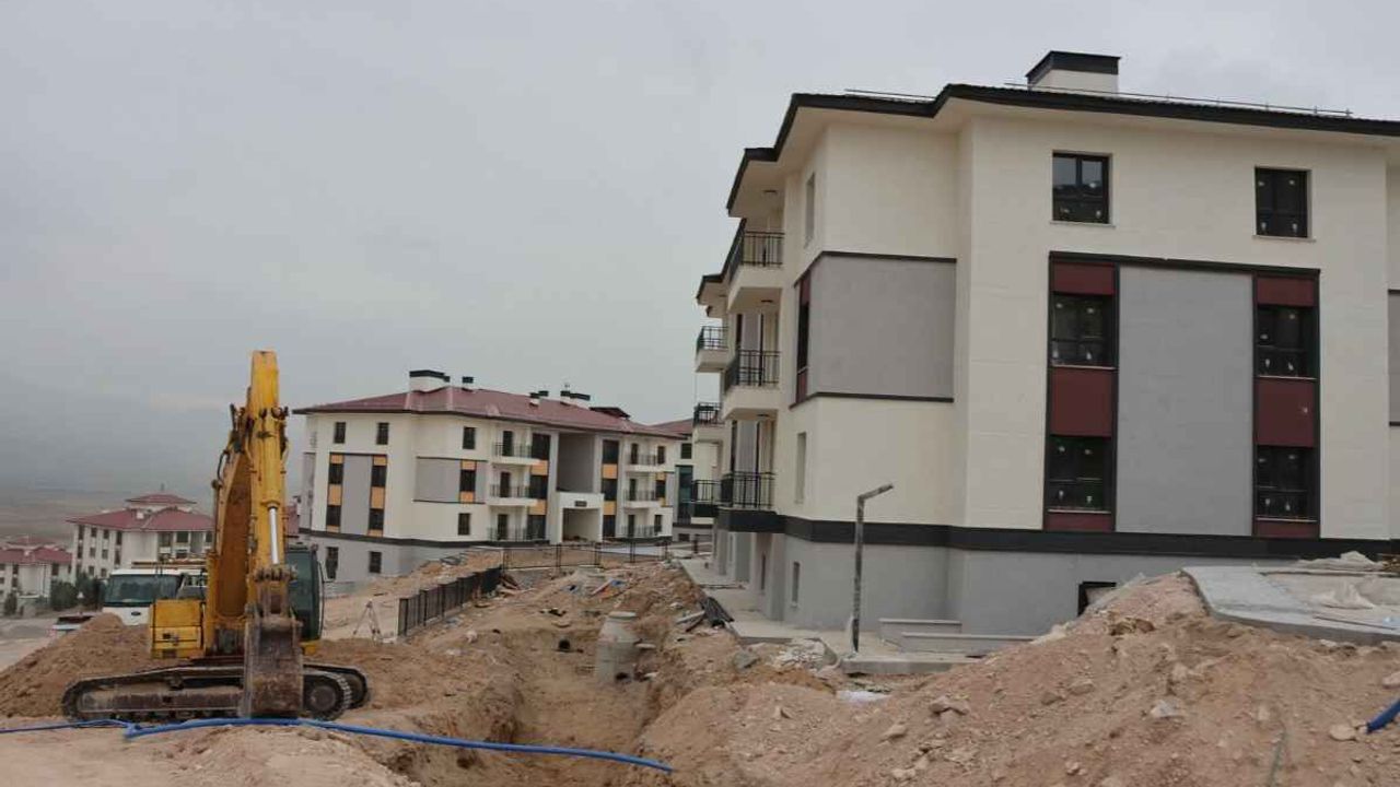 Kayseri’ye yapılan TOKİ binalarında son durum ne? Başkandan inceleme!