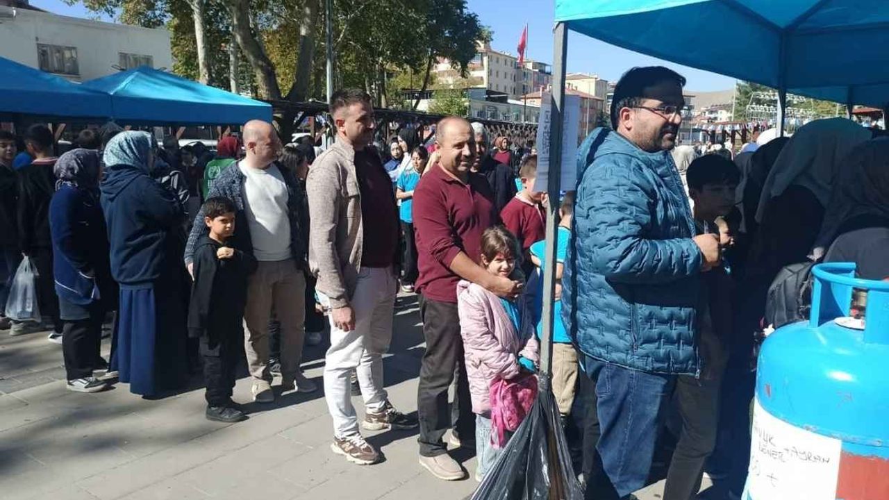 Yahyalı’da anlamlı dayanışma: Geliri ihtiyaç sahiplerine gidecek