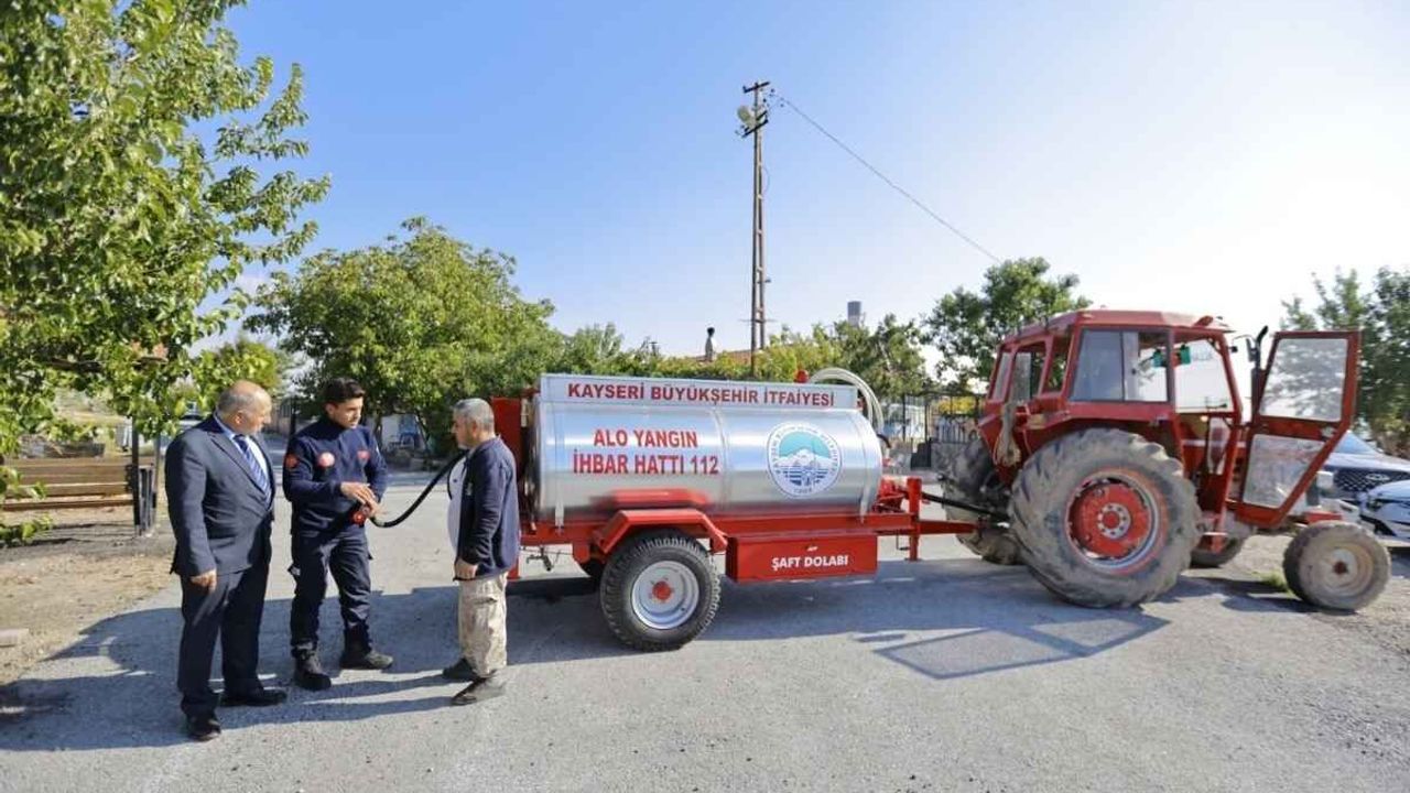 Kayseri’de kırsal mahalleler için traktör arkası yangın söndürme aracı!