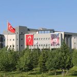 Erciyes Üniversitesi'nde ücretsiz kıyafet desteği başladı: İşte başvuru detayları