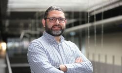 AGÜ Öğretim Üyesi Dr. Erdem’e Üstün Başarılı Genç Bilim İnsanı Ödülü