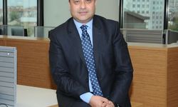  Gazeteci-Yazar Altınışık'tan "B'aşka Vakit Kalmadı"