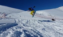Ali Dağı’ndan snowboard ile kaydı 