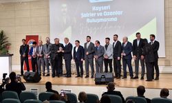 AK Parti Kayseri teşkilatı Ozanlar ve Şairler buluşmasında!