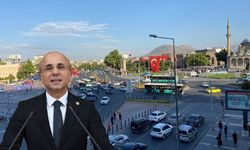 Aşkın Genç: ‘CHP mahkeme salonlarında değil, sandıkta şekillenir’