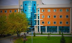 Erciyes Üniversitesi Hastaneleri'nde böcekli yemek skandalı!