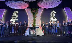 Köşk Sosyete Pazarı sahibi İsa Gün’ün iki oğlu için görkemli çifte düğün!