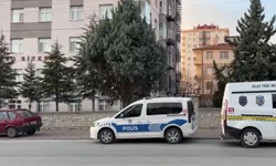 Tartıştığı eşini tabancayla bacağından vurdu!