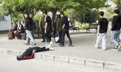 Madde bağımlısı sokakta uyuyakaldı