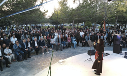 ERÜ sahne görkemli konserle açıldı!