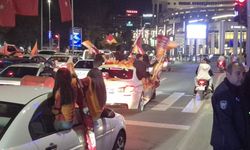 Kayseri’de Galatasaray taraftarından derbi kutlaması