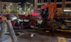 Bayram tatili yolunda katliam gibi kaza: 5 ölü, 6 yaralı!
