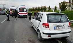 Kayseri yolunda otomobiller çarpıştı: 7 yaralı