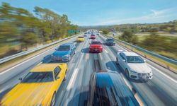 Otomotiv piyasasında taşlar yerinden oynayacak! Fabrikalar tek tek elden çıkıyor