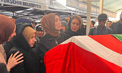 11 yaşındaki Almina son yolculuğa uğurlandı: Annenin ağıtları yürek yaktı