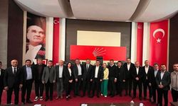 Kayseri Milletvekili Aşkın Genç genel merkezde nöbetteydi