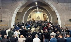 Kayseri’de bayram namazında camiler doldu