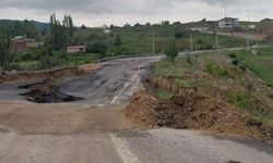 Kayseri’de Yaşar Karayel Viyadüğü çöktü!