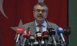 Tekin’den teknoloji vurgusu: Geleceğin dili değerlerle kurulacak
