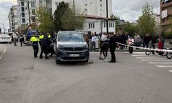 Hafif ticari araç ile otomobil çarpıştı: 7 yaralı!