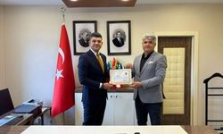 Kayseri’de görev değişikliği! Yusuf Tanrıöven’e başarı belgesi
