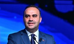Bakan Kacır duyurdu: 150 milyon dolarlık yapay zeka hamlesi!