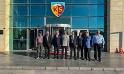 Kayserispor Başkanı Ali Çamlı’ya ilk ziyaret paşadan geldi