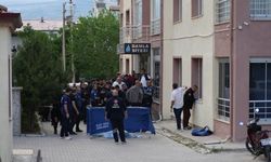 Niğde’de apartmanın 10. Katından düşen genç hayatını kaybetti