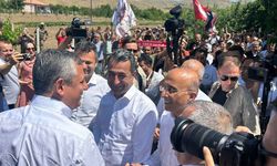 Aşkın Genç ve Özgür Özel Niğde'de çiftçilerle buluştu: "Alın teri ve emeğin kıymetini konuştuk"