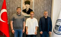Erciyes 38 FK Osman Şahin'in bonservisini aldı