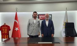 AK Parti Genel Başkanvekili Mustafa Elitaş, Kayseri İl Başkanlığı’nı ziyaret etti