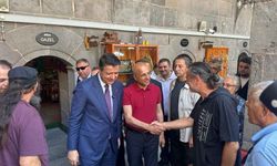Aşkın Genç ve Mahmut Arıkan ozanlarla buluştu