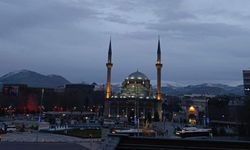 Kayseri’de 3 günlük yağış sonrası hava değişiyor! Pazartesi sıcaklıklar yeniden yükselecek
