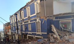 Kolombiya’da 7,1 büyüklüğünde deprem: Tsunami uyarısı verildi, tarihi katedral zarar gördü
