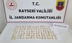Develi’de uyuşturucu kuryesinin midesinden 116 kapsül halinde 604 gram metamfetamin çıktı