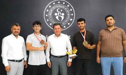 Kayserili sporcular bilek güreşinde zirvede: Halil İbrahim Noğay şampiyon Arda Çetin üçüncü oldu
